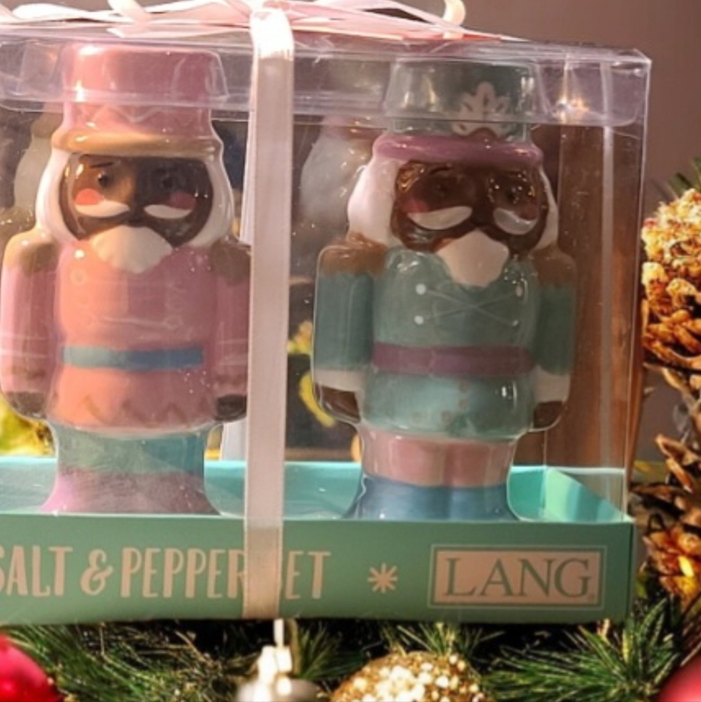 Christmas Pink Pastel Nutcracker Cupcake Ceramic Salt Pepper Set New